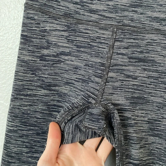 Lululemon 4 Wunder Under Hi-Rise 7/8 Tight 25" in Wee Are From Space Black Slate - Picture 7 of 11